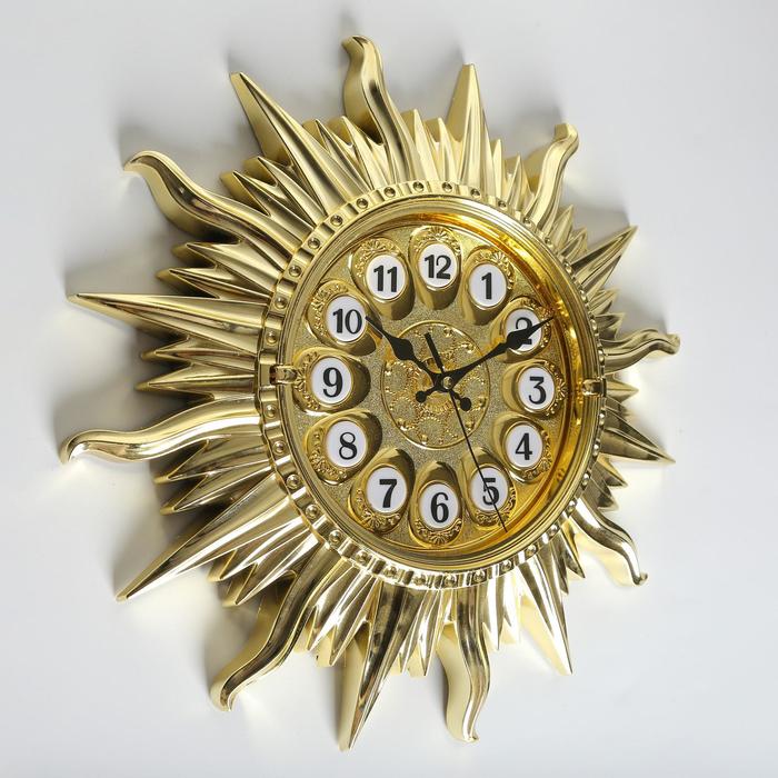 Часы настенные коричневые с завитками под металл по периметру квадрат 50*50 см УЦЕНКА