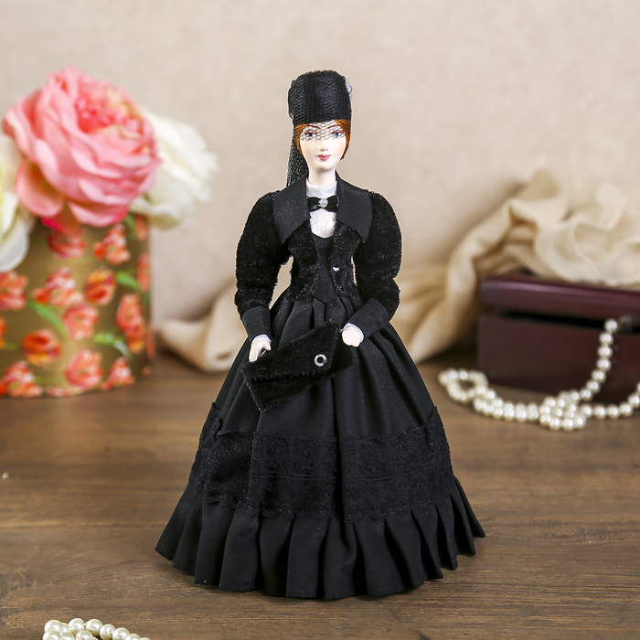 Сувенирная кукла "Анна Каренина" 25 см