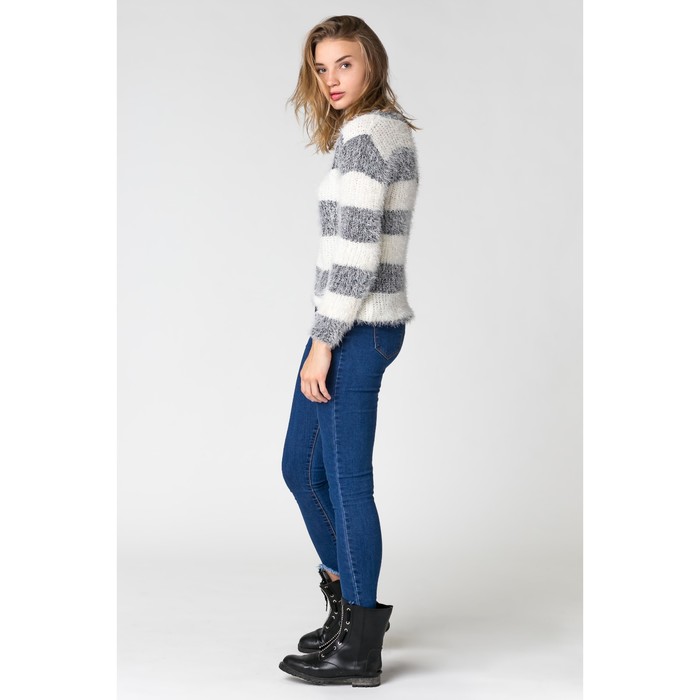 Джемпер травка широкая чёрная полоска, цв.белый р.44-46,