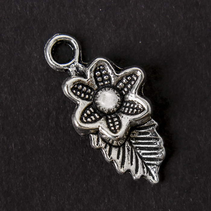 Декор металл для творчества "Маленький цветочек" серебро (А11630) 2,3х1,2 см