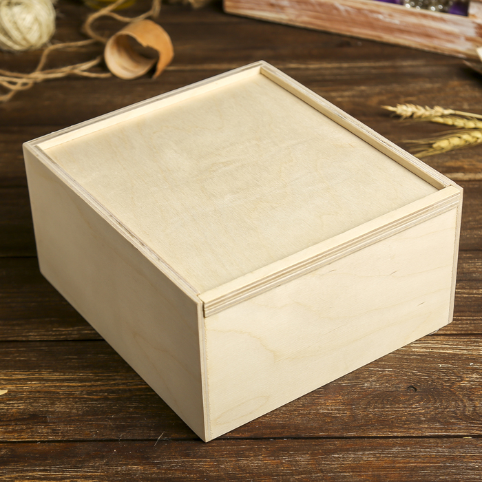 Коробка для декора "Гостинец" из фанеры (3 ячейки) 22,5х20,5х11 см