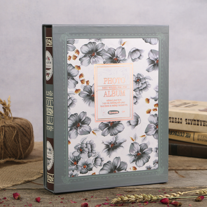 Фотоальбом на 100 фото 13х18 см "Россыпь цветов" в коробке МИКС 29,3х23,5х5,7 см