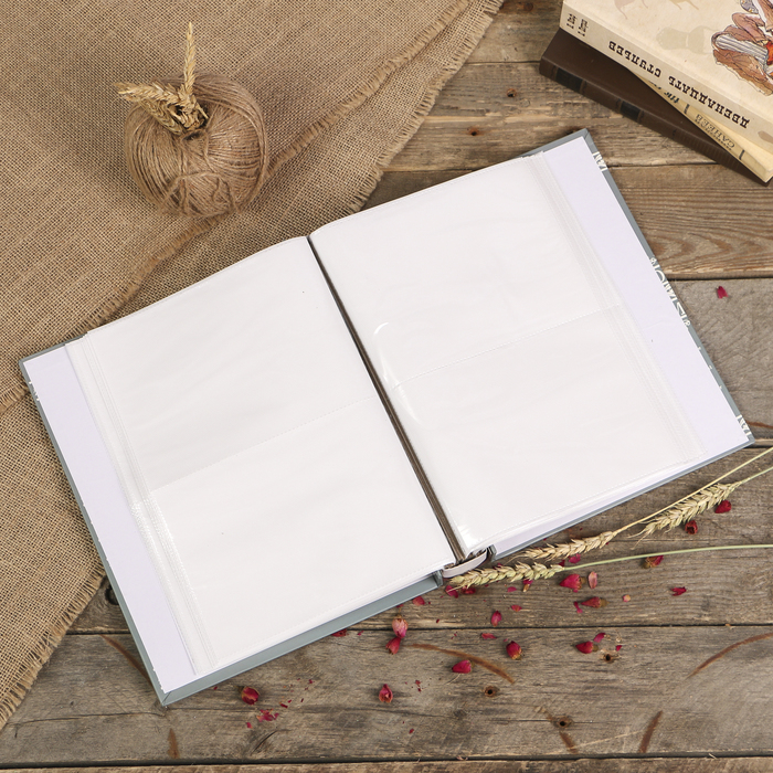 Фотоальбом на 100 фото 13х18 см "Россыпь цветов" в коробке МИКС 29,3х23,5х5,7 см