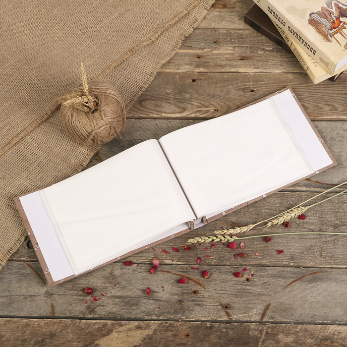 Фотоальбом на 100 фото 10х15 см "Девочка с цветами" текстиль в коробке 17,5х25,5х4 см