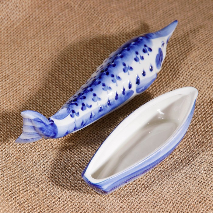 Шкатулка "Осётр", гжель, фарфор, 1с