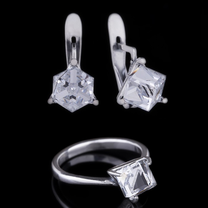 Гарнитур "Кубик", размер 17, цвет белый в чернёном серебре