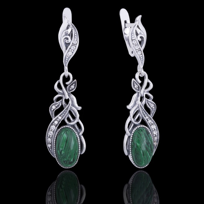 Серьги "Эльбрус", цвет бело-зелёный в чернёном серебре