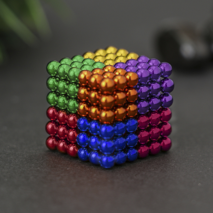 Антистресс магнит "Неокуб" 216 шариков d=0,5 см (8 цветов) 3х3 см