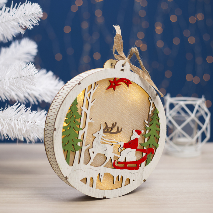 Фигура деревянная "Шарик Сани с Оленями", 19х19х3.5 см, 2*AA (не в компл.) 5 LED, белый