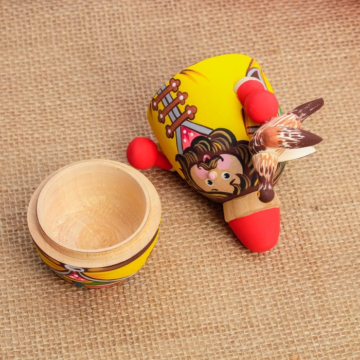 Шкатулка-матрёшка "Сокольничий", 12х8х4,5 см