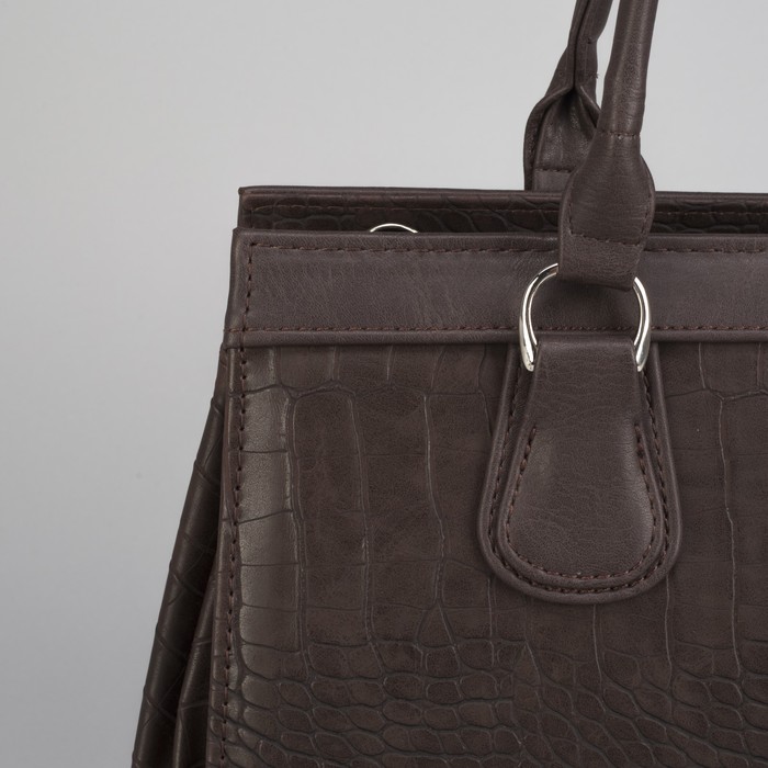 Сумка женская, отдел на молнии, наружный карман, длинный ремень, цвет коричневый