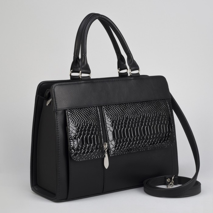 Сумка женская, отдел на молнии, наружный карман, длинный ремень, цвет чёрный