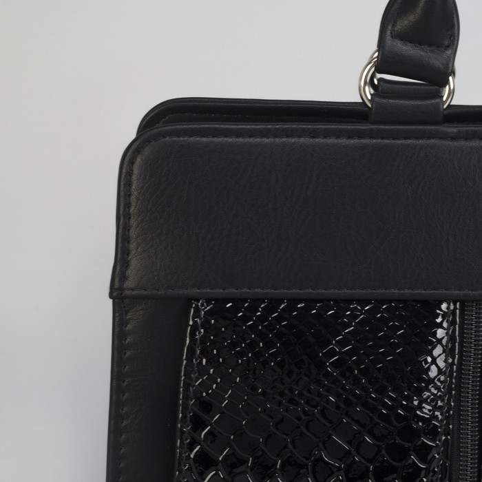 Сумка женская, отдел на молнии, наружный карман, длинный ремень, цвет чёрный