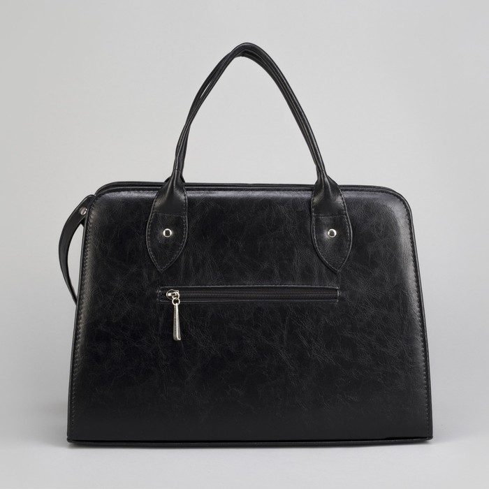 Сумка женская, отдел на молнии, 2 наружных кармана, длинный ремень, цвет чёрный