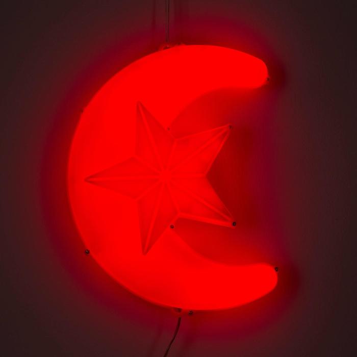 Фигура уличная "Месяц красный", 23х17х5 см, пластик, 220В, 3 метра провод, фиксинг, КРАСНЫЙ   361244