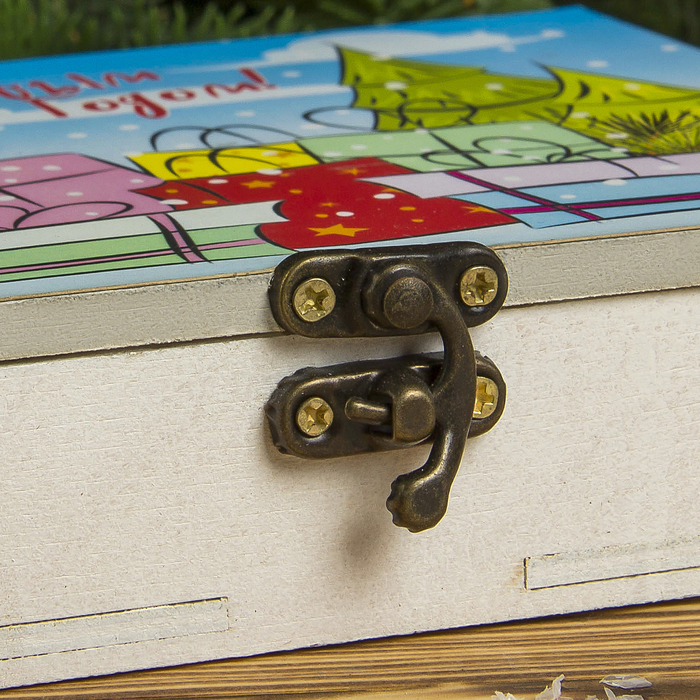 Шкатулка фанера "С Новым годом. Подарки" 12х15х3,5 см