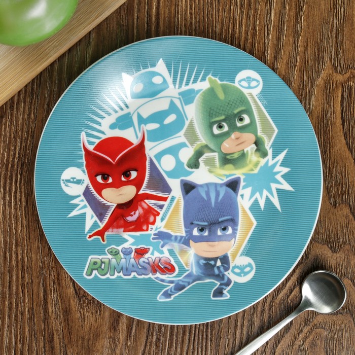 Тарелка 19 см "Герои в масках"