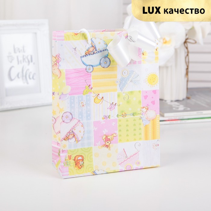 Пакет подарочный с бантом, "Детство", розовый, 21,5 х 16 х 7 см