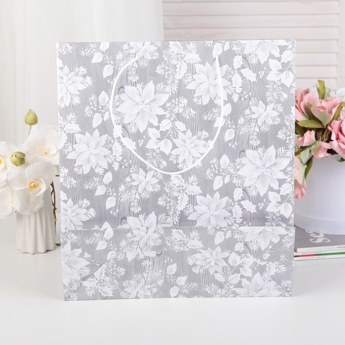 Пакет подарочный, "Зимние цветы", серебро, 41 х 36 х 12 см