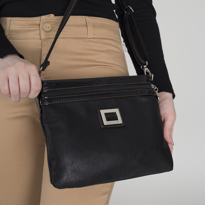 Сумка женская, отдел с перегородкой на молнии, наружный карман, регулируемый ремень, цвет чёрный