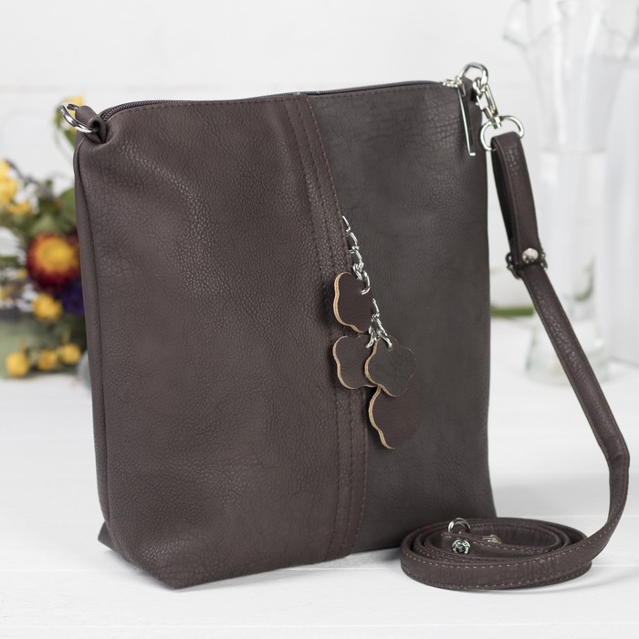 Сумка женская, 2 отдела на молнии, 1 наружный карман, регулируемый ремень, цвет коричневый/ серый