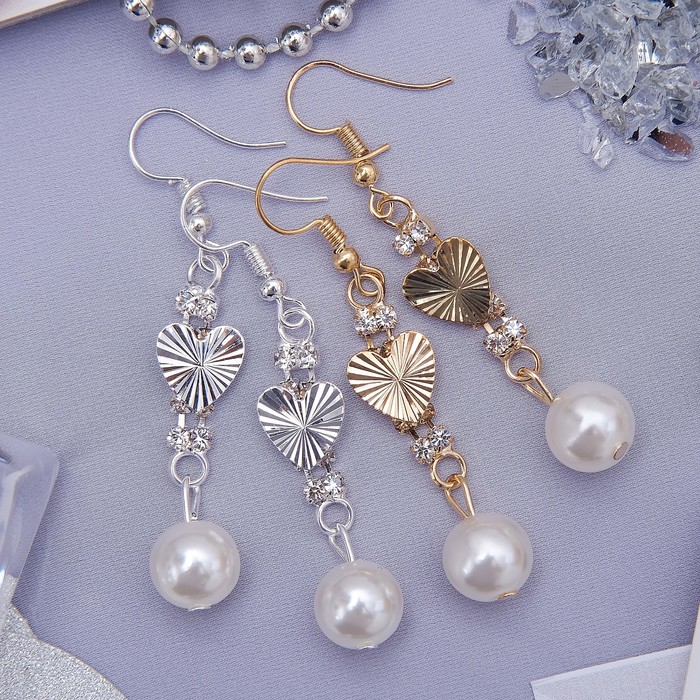 Серьги с жемчугом "Грация" сердечки с бусиной, цвет МИКС