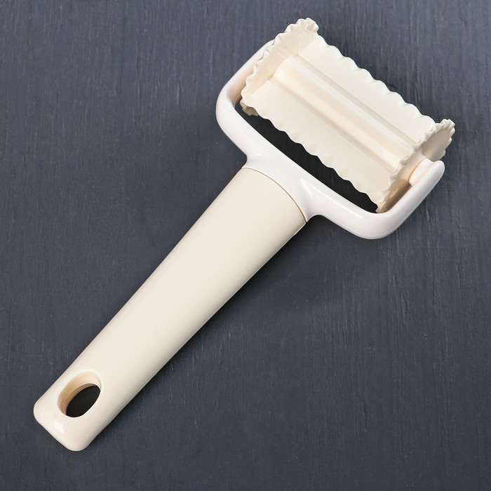 Валик для нарезки квадратов 6,5х6,5 см из теста 16,5х7,5 см