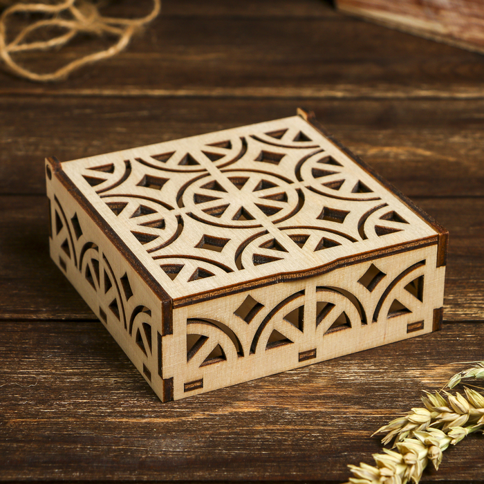 Шкатулка для декора "Квадратная с узором №3" из фанеры 11х11х4,5 см (набор 6 деталей)