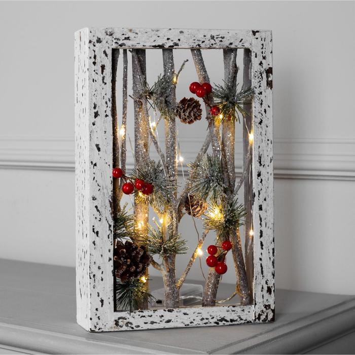 Фигура деревянная "Панно Ветки и Шишки", 30х20х5 см, 2*AAА (не в компл.) 10 LED