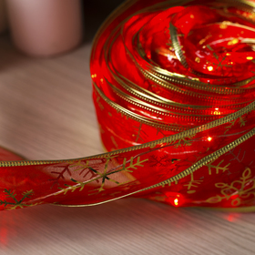 

Гирлянда «Нить» 10 м роса с лентой «Снежинки золотистые», IP20, серебристая нить, 100 LED, свечение красное, USB