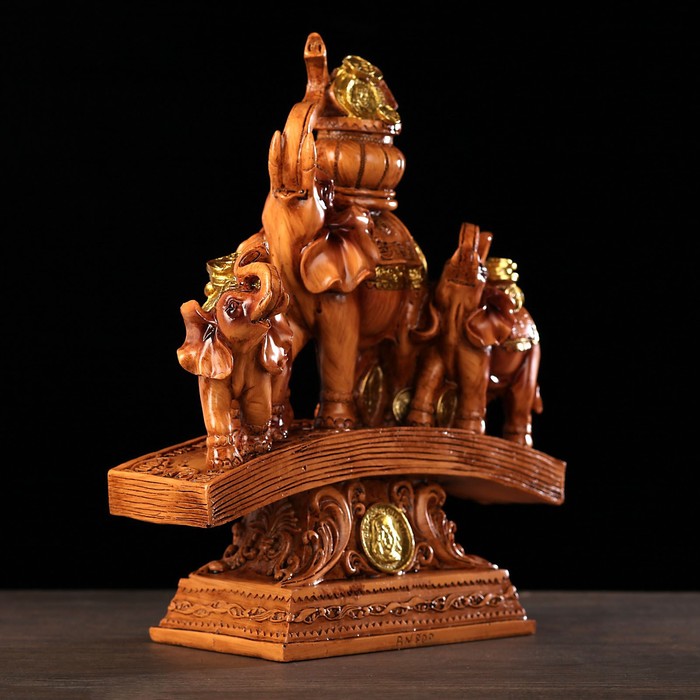 Сувенир полистоун "Три денежных слона на купюре с монетами" 24,5х19,5х7,8 см УЦЕНКА