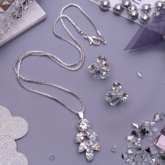 Гарнитур 2 предмета: серьги, кулон "Циркон" изыск, веточка, цвет белый в серебре, 45 см