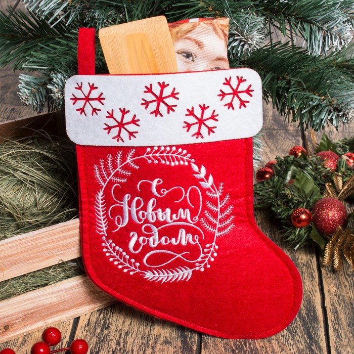 Набор "Доляна" Новогодняя сказка, полотенце 40х67 см, лопатка 20х5см, фетровый носок 16х23см 36570