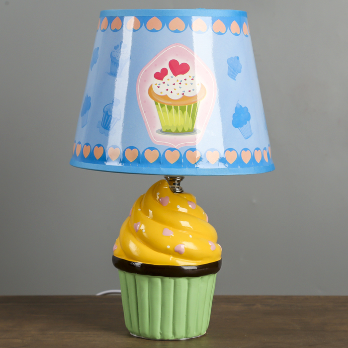 Лампа настольная с абажуром "Пирожное в зелёном стаканчике" Е14 40W 30х20х20 см