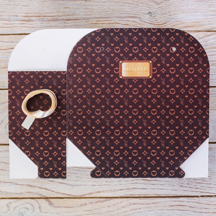 Коробка для цветов складная «Мечтай», 17 × 13 × 7 см