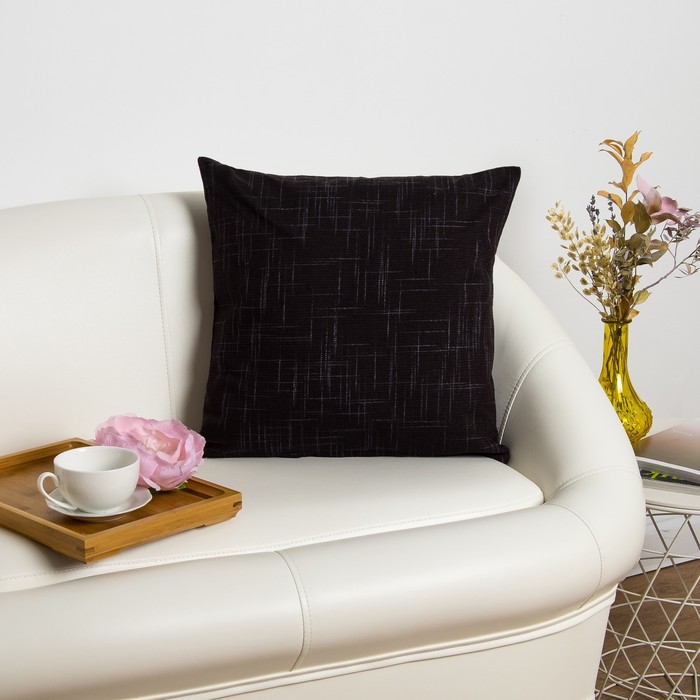 Наволочка декоративная Этель "Классика", цв.черный, 43*43 см, 100% п/э