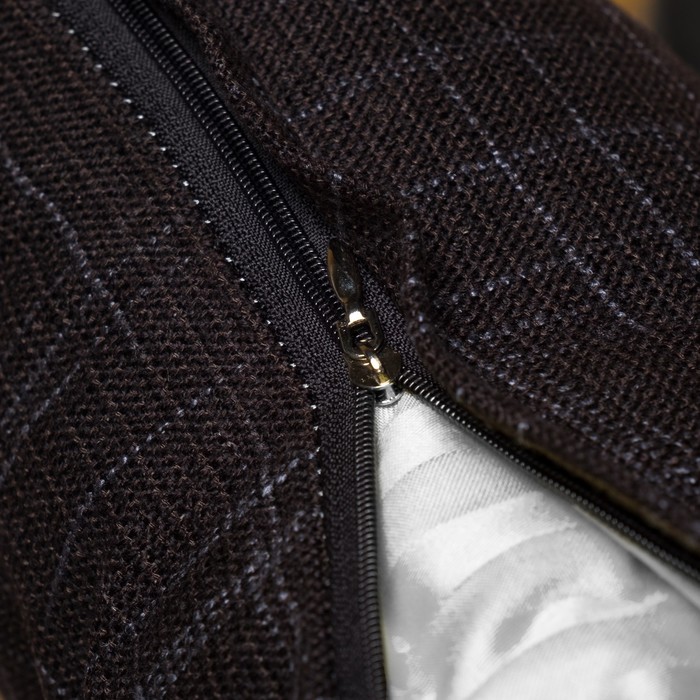 Наволочка декоративная Этель "Классика", цв.черный, 43*43 см, 100% п/э