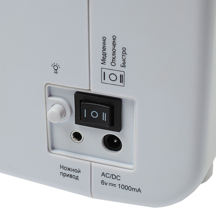 Швейная машина VLK Napoli 2400, 19 видов строчки, электромеханическая, белая