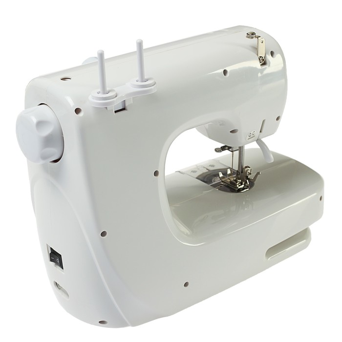 Швейная машина VLK Napoli 2500, 14 видов строчки, электромеханическая, белая