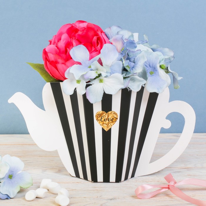 Коробка-чайник Love, 27 × 17 см