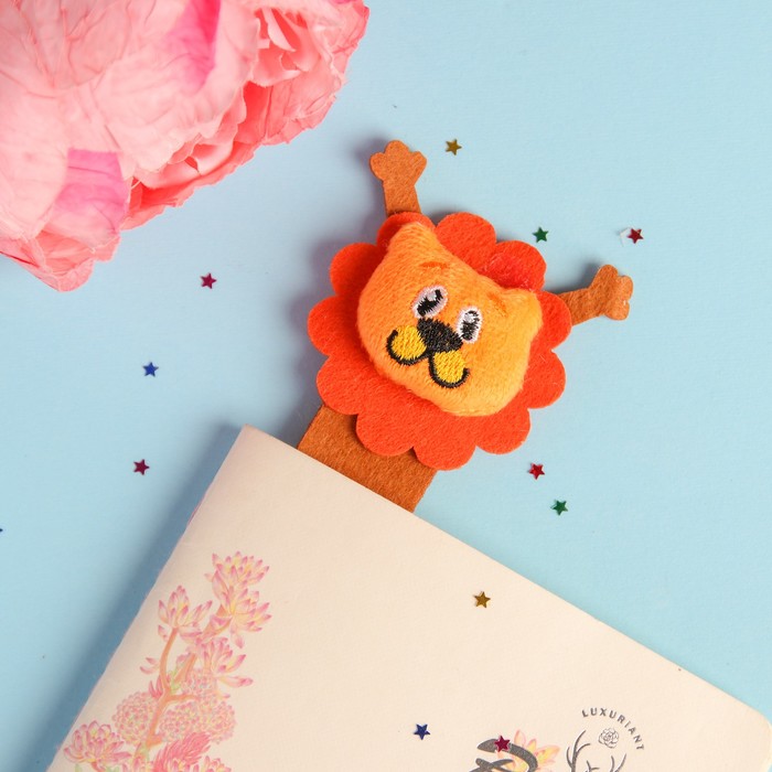 Мягкая игрушка-закладка "Лев"