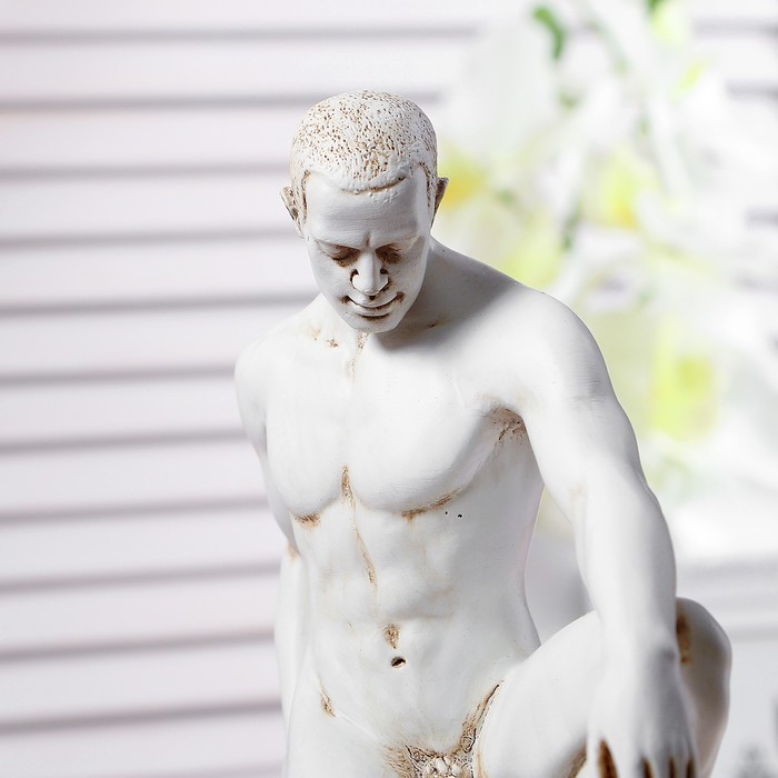 Часы настольные "Атлет", цвет белый, 26.5х11.5х7.5 см