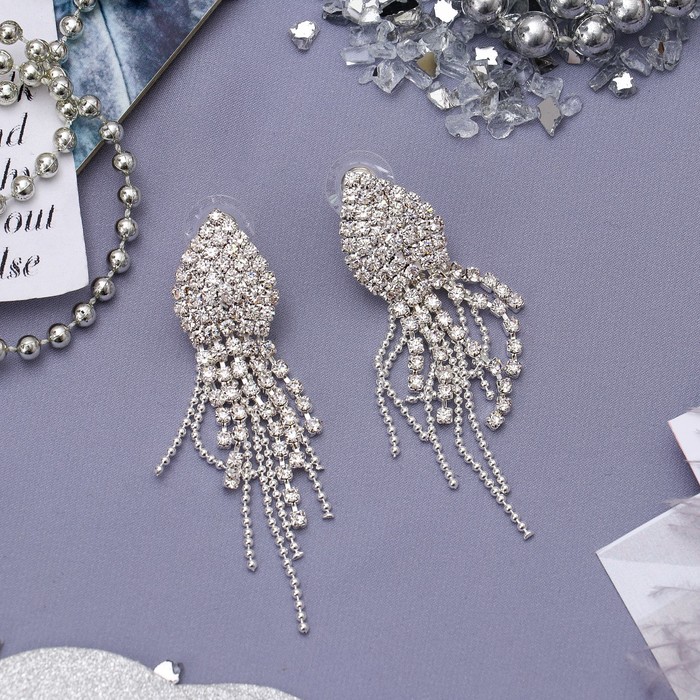 Серьги висячие со стразами "Голливуд" каскад нитей, цвет белый в серебре