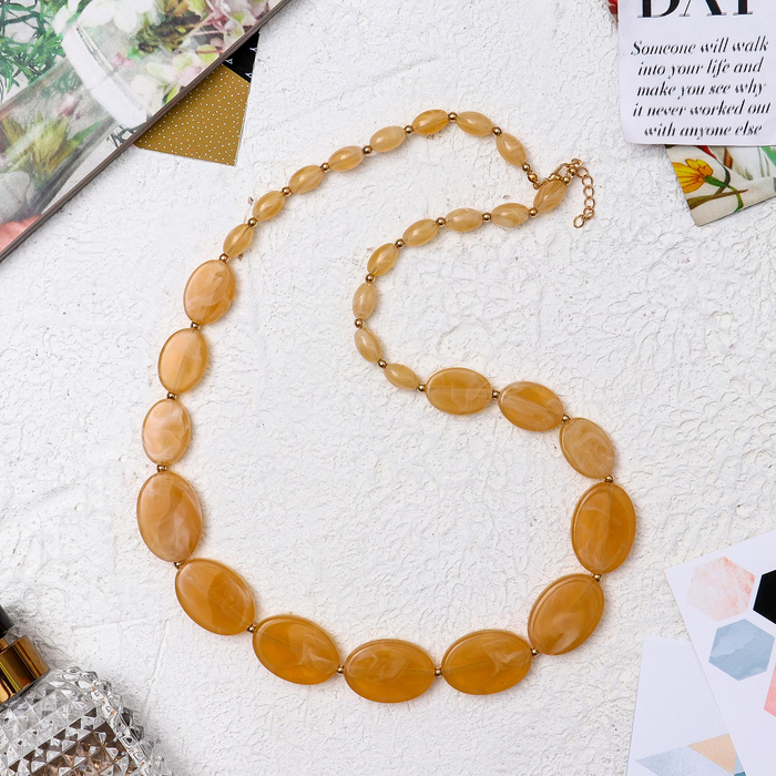 Бусы "Эстетика" овалы, цвет молочно-белый, 60 см