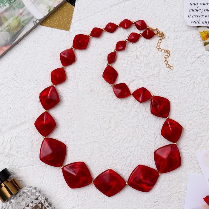 Бусы "Эстетика" ромбы, цвет красный, 65 см