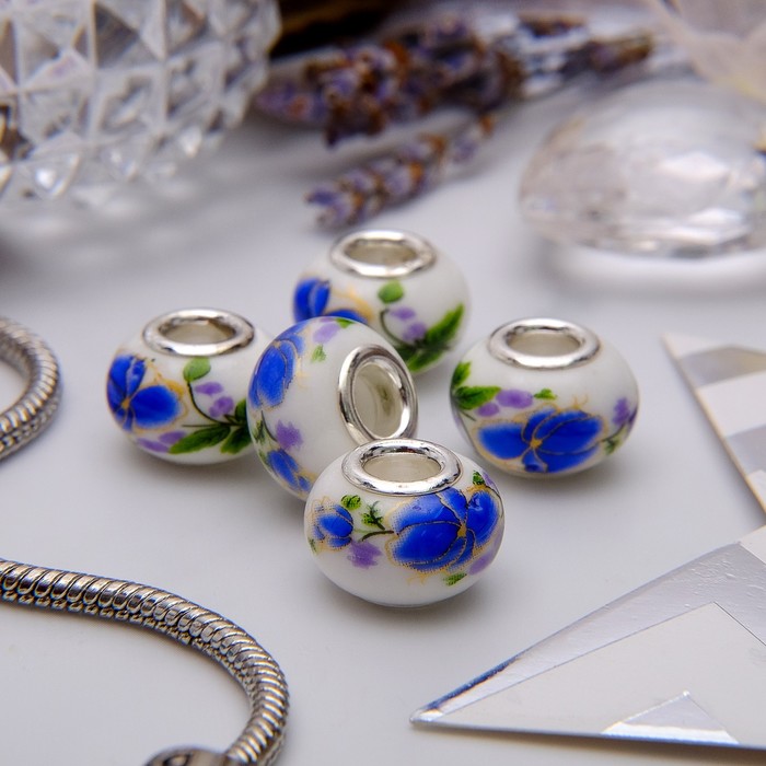 Бусина "Розы", цвет бело-синий в серебре