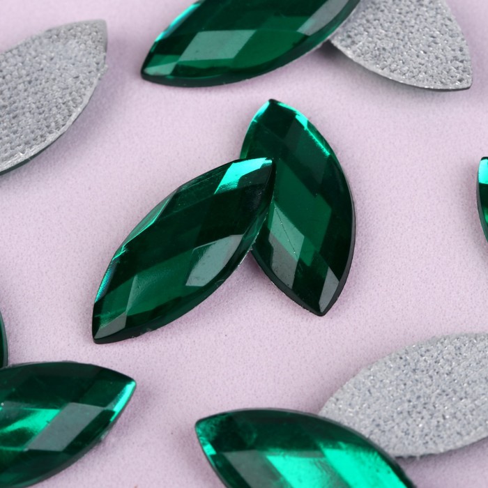 Стразы термоклеевые "Лепесток", 20шт, 9 х 20мм, цвет зелёный