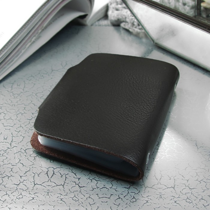 Визитница вертикальная, 1 ряд, 26 картхолдеров, цвет коричневый