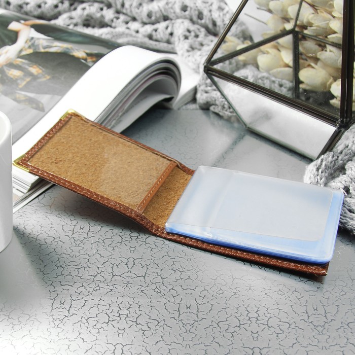 Визитница горизонтальная, 1 ряд, 22 картхолдера, цвет светло-коричневый