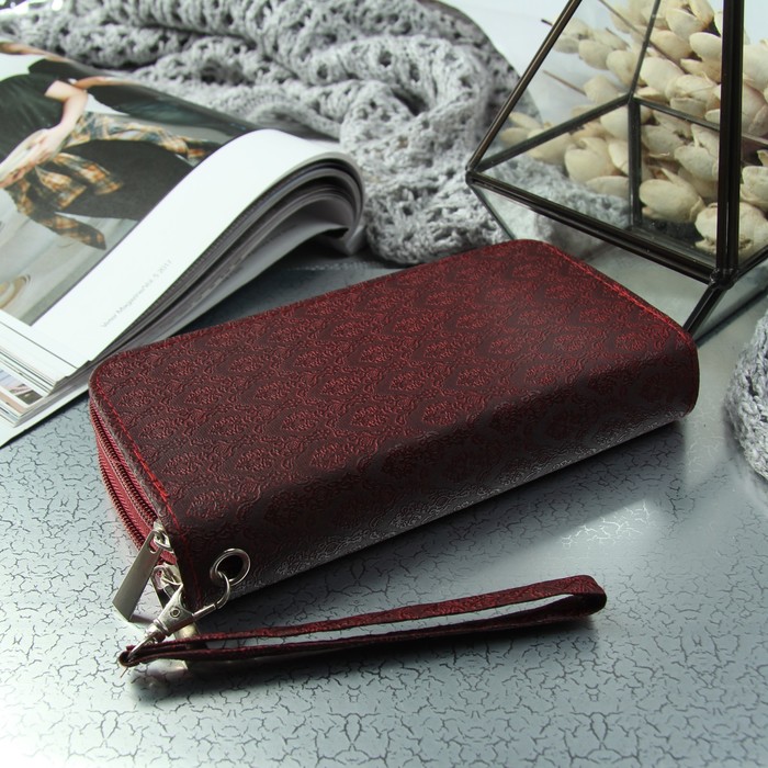 Кошелёк женский, 3 отдела на молниях, для карт, с ручкой, цвет бордовый